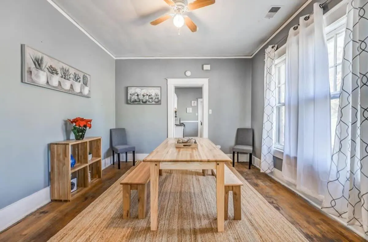10 Min To U Of Memphis-Rozelle Retreat Both Units Villa Holiday home Memphis