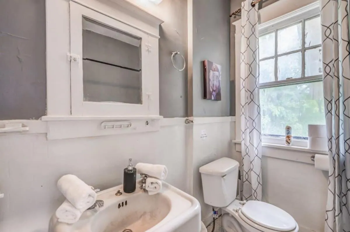 10 Min To U Of Memphis-Rozelle Retreat Both Units Villa Holiday home