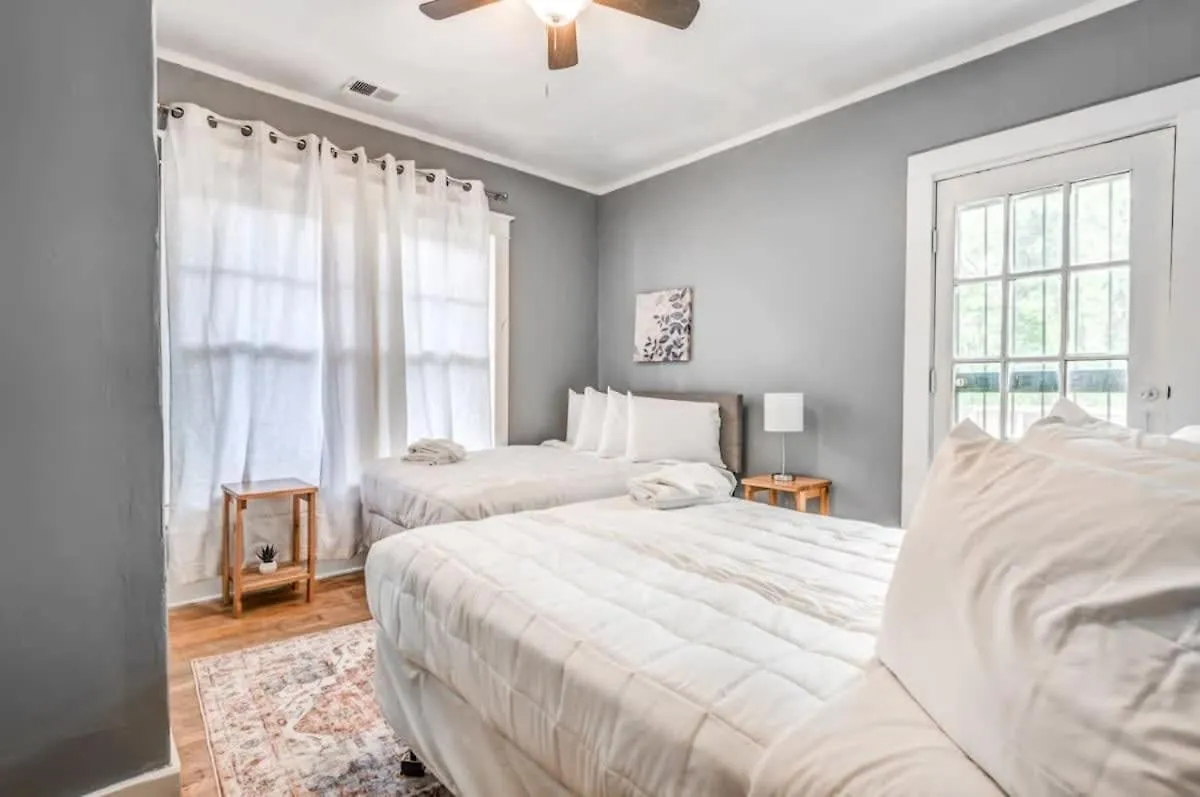 Holiday home 10 Min To U Of Memphis-Rozelle Retreat Both Units Villa
